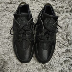 Nike Black Athletic Shoes